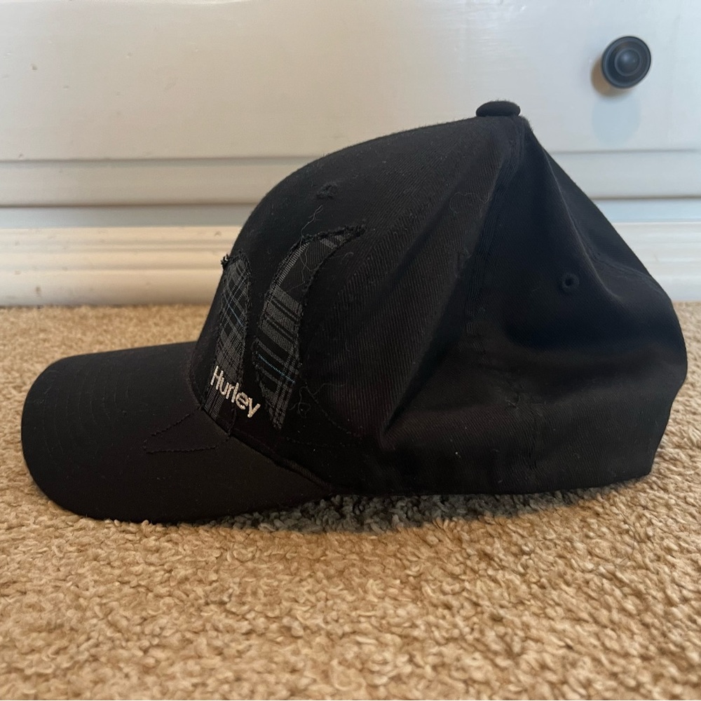 Hurley Hat XS